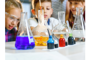 7 Ways To Keep Your Kids Interested In Science